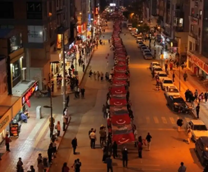 Hatay'da Cumhuriyet'in 102. Yıl Dönümü Dolayısıyla Yürüyüş Düzenlendi