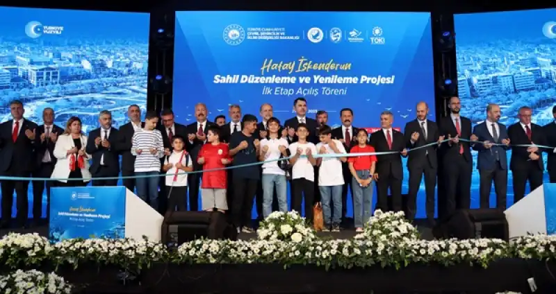 Çevre, Şehircilik Ve İklim Değişikliği Bakanı Kurum, Hatay'da Açılış Töreninde Konuştu