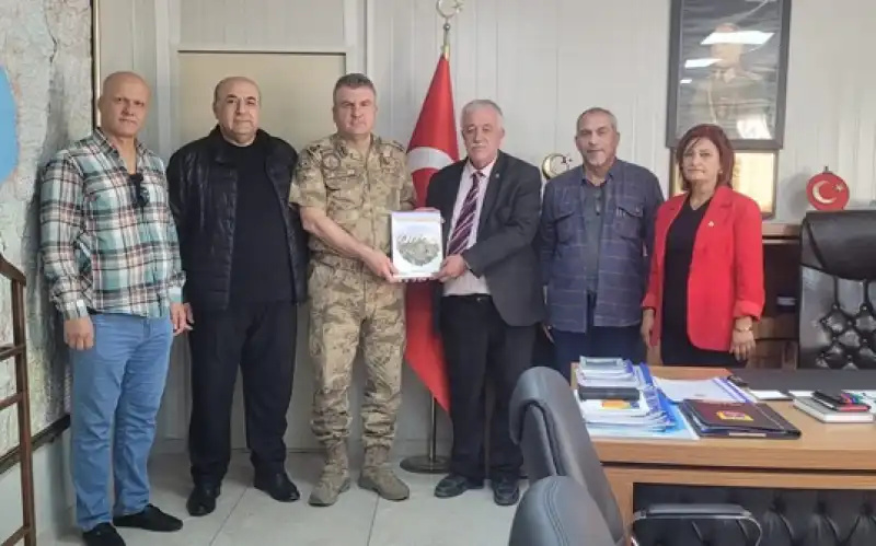 Gazetecilerden Tuğgeneral Şimşek'e Ziyaret 