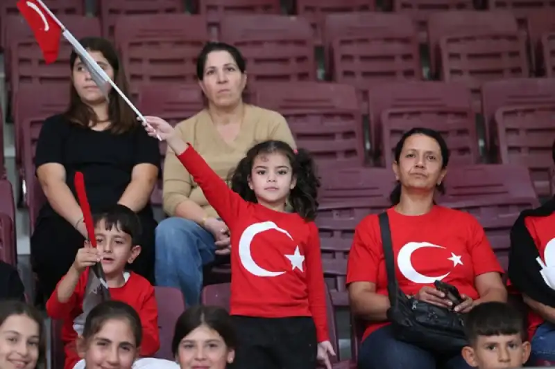 ArsaVev, Isim Sponsoru Oldukları Hatay Voleybol Spor Kulübü Sporcularıyla Bir Araya Geldi