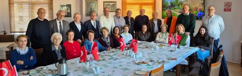 Cumhuriyet Bayramı Hatay Dayanışma Derneği’nde Coşkuyla Kutlandı