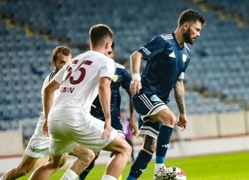 Sahipsiz Takıma Gelen Vuruyor, Giden Vuruyor 0-3