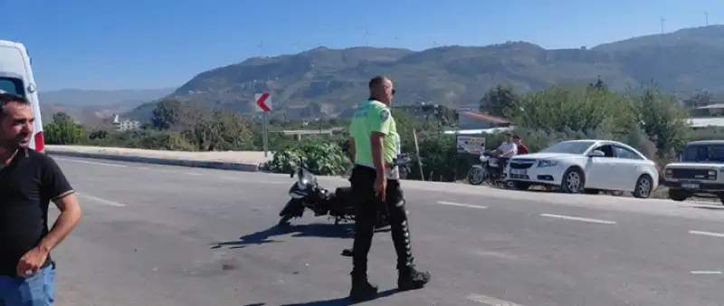 Hatay'da 3 Aracın Karıştığı Kazada 1 Kişi öldü, 5 Kişi Yaralandı