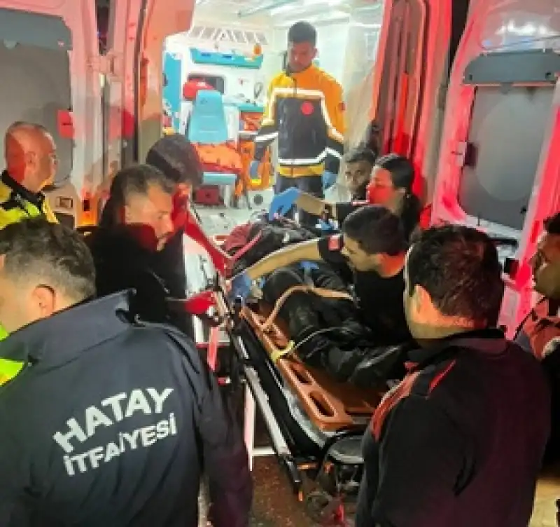 Asi Nehrine Düştü!