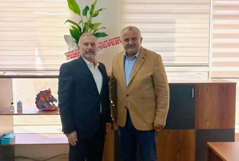 Defne Tapu Müdürlüğüne Atanan Faruk Teksin’e Hayırlı Olsun Ziyareti