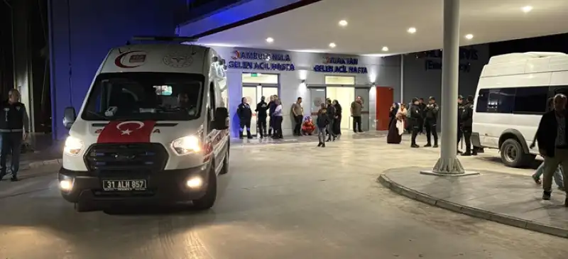 Hatay'da Husumetli Iki Aile Arasında çıkan Silahlı Kavgada 7 Kişi Yaralandı