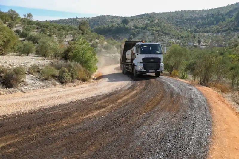Yayladağı’ndan Altınözü’ne Ulaşım Kolaylaştı