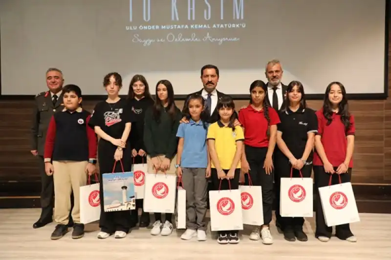 Atatürk, Hatay’da Gözyaşlarıyla Anıldı