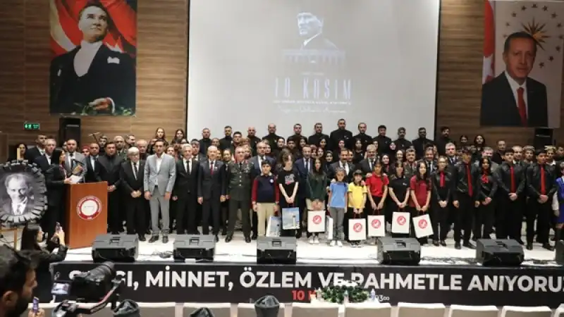 Atatürk, Hatay’da Gözyaşlarıyla Anıldı