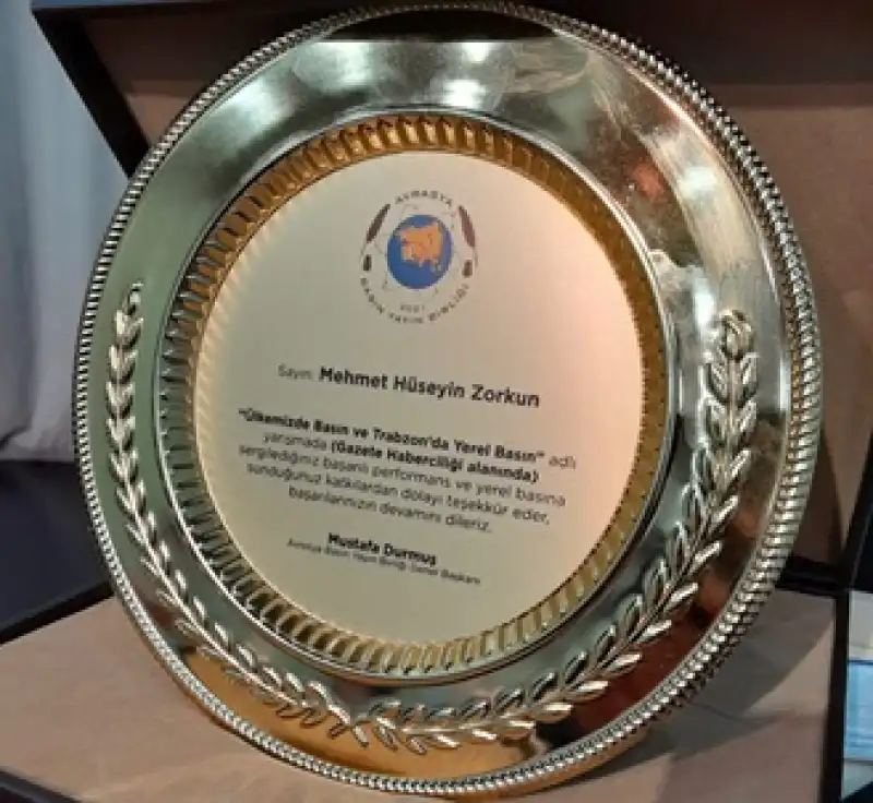 Mesleki Onura Büyük Taç: Hüseyin Zorkun’a Yılın Başarılı Gazetecisi Ödülü!