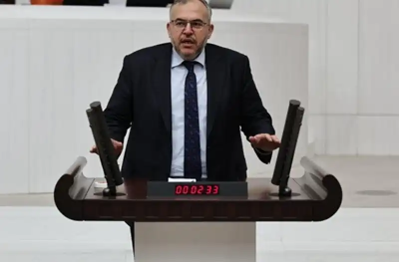 Çalışkan “Her Şeyin Sahte Olduğu Bir Dönemdeyiz”