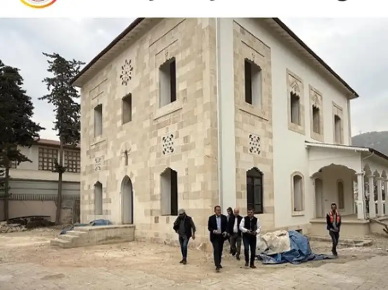 Tarihi Hatay Valilik Binasında Çalışmalar Sürüyor