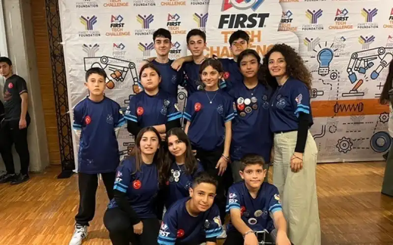 M² Steam Merkezi İlk Şampiyonlarını Yetiştirdi