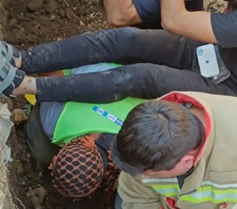 Antakya’da Altyapı Çalışması Sırasında Göçük: 1 Yaralı