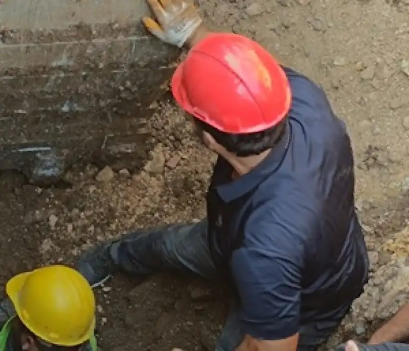 Antakya’da Altyapı Çalışması Sırasında Göçük: 1 Yaralı