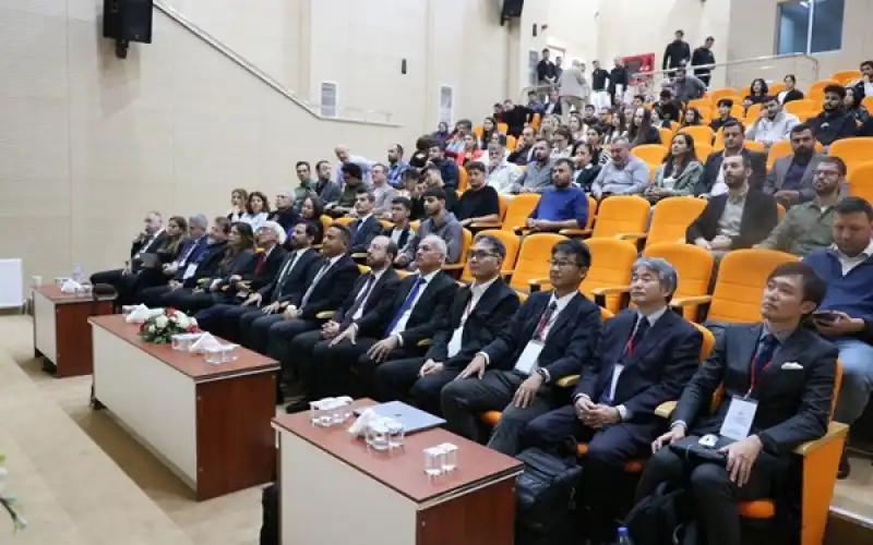 Bilim İnsanları Depremi Konuştu