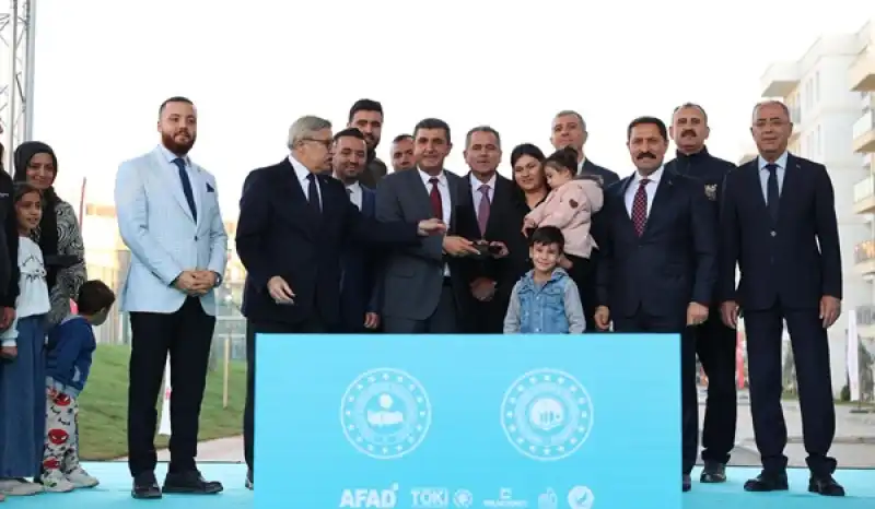 Aksaray Ve Emek Mahalleleri Anahtar Teslim Töreni