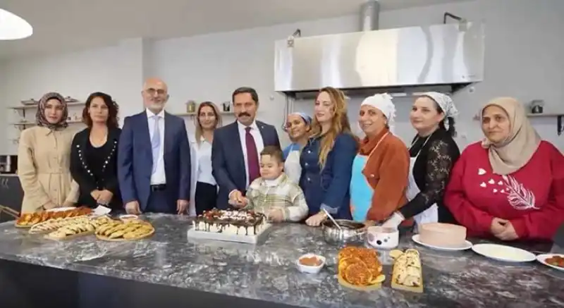 Hatay Valisi Tüm Engelleri Ortadan Kaldırıyor!