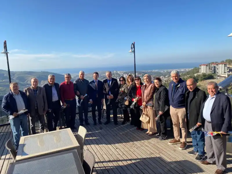 Belen Kaymakamı Onur Şan, Emekli öğretmenlerle Bir Araya Geldi 