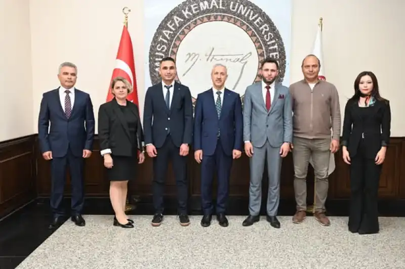 HMKÜ-sanayi Iş Birliğinin Güçlendirilmesi Yönündeki çalışmalarına Bir Yenisini Daha Ekledi. 