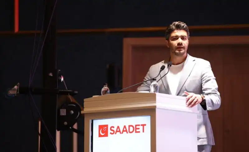 Fadıl Koçak: Çocuklarımızın Eğitim Alanları Siyasetin Değil Devlet Ciddiyetinin Mekânıdır.Kamu Kurumlarının Tarafsızlığını Zedeleyen Görüntüler Kabul Edilemez