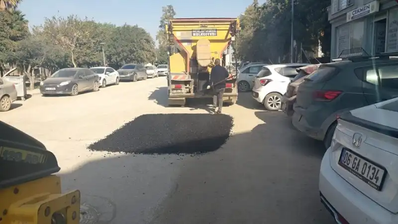 Defne’de Okul önlerinde Yol çalışması