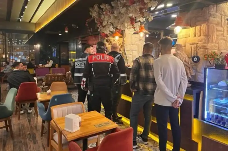 Hatay'da Polis Ekiplerince Asayiş Uygulaması Yapıldı