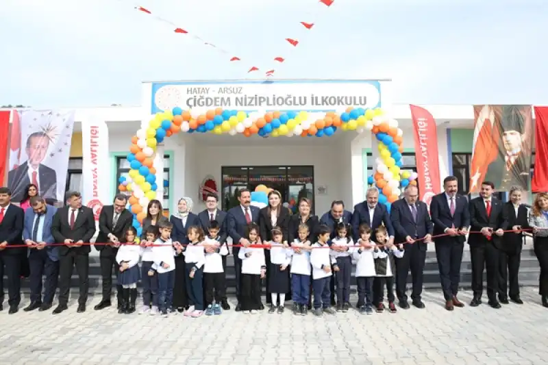 Hatay'da Depremde Hasar Aldığı Için Yıkılan Ilkokulun Yeni Binası Hizmete Girdi