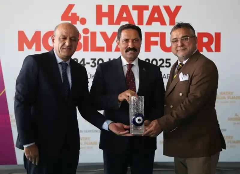Hatay'da Imalatçıların ürünlerini Tanıttığı 4. Mobilya Fuarı Açıldı
