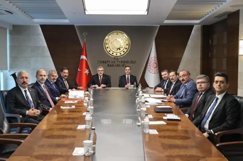 Sanayi Bakanlığına Ziyaret