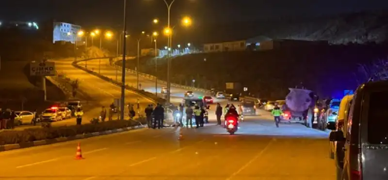 Hatay'da Devrilen Motosikletteki 2 Kişi öldü