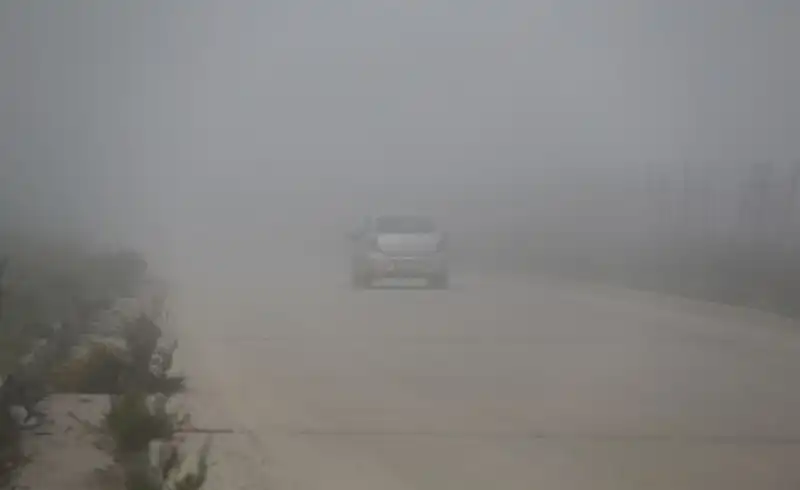 Hatay'da Sis Nedeniyle Görüş Mesafesi Düştü
