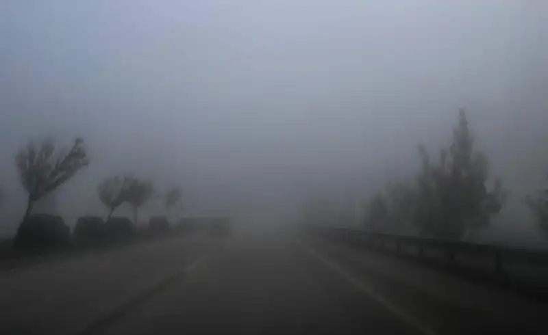 Hatay'da Sis Nedeniyle Görüş Mesafesi Düştü