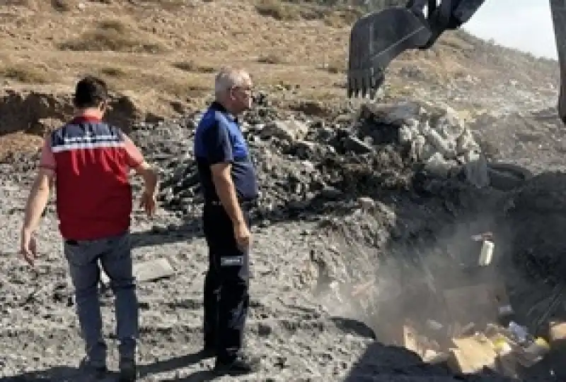 Reyhanlı’da 1 Ton Bozuk Gıda Maddesi İmha Edildi!