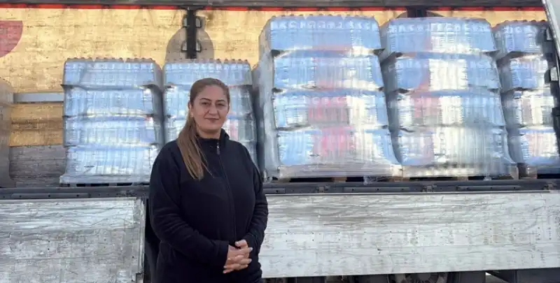 Hayırseverlerden Depremzedelere Can Suyu