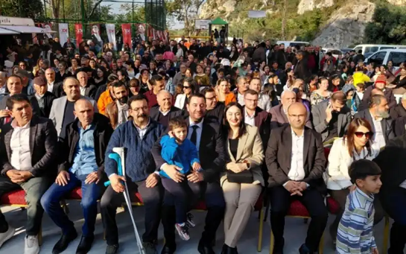 Samandağ'da çok Amaçlı Salon Açıldı 