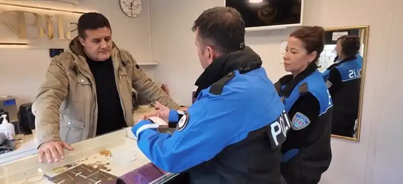 Esnaf ‘Sahte Para’ Dolandırıcılarına Karşı Uyarıldı!