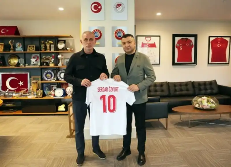 Özyurt’tan Hociosmanoğlu’na Destek Ziyareti    