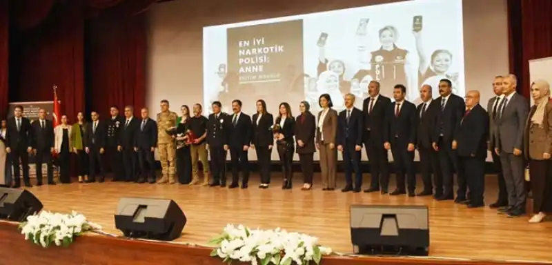 Hatay’da ‘En İyi Narkotik Polisi: Anne’