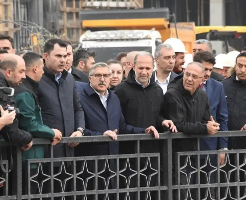Bakan Murat Kurum, Antakya’daki Çalışmaları Yerinde İnceledi