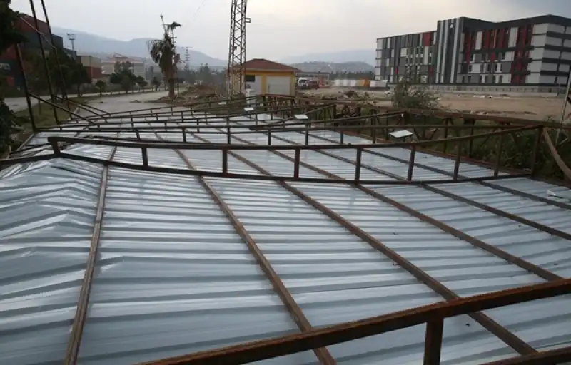 Hatay'da Fırtına Etkili Oluyor