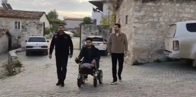 AFAD’tan Onur’un Hayatına Dokunan Mutluluk