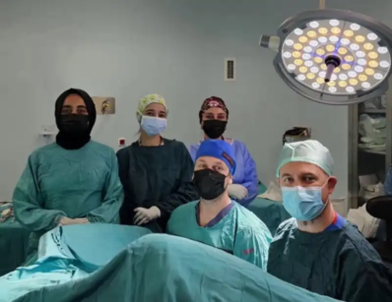 Dörtyol Devlet Hastanesi'nde V-NOTES Cerrahisi Ile Yapılan İlk Ameliyat Başarıyla Gerçekleşti