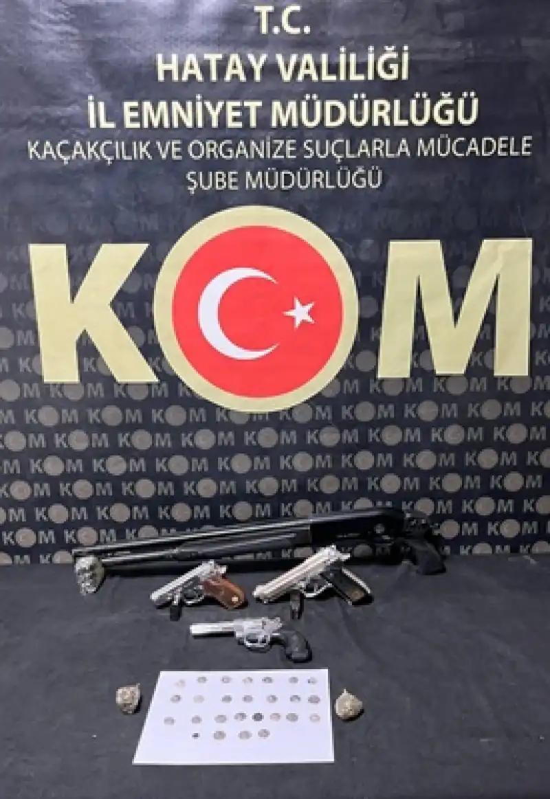 Hatay'da 2 şüpheli Kargoyla Tarihi Eser Göndermeye çalışırken Yakalandı