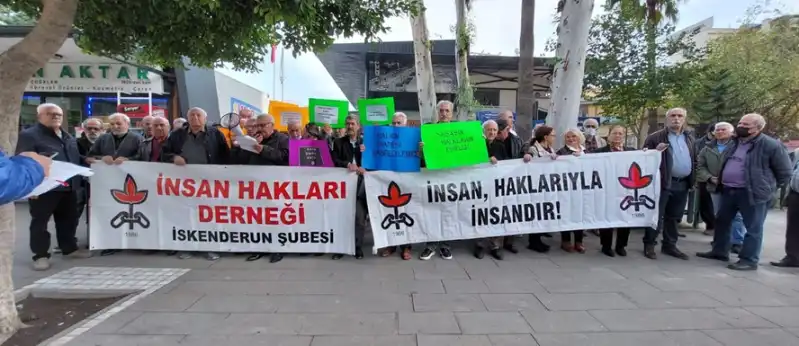 “İnsan Hakları Evrensel Bildirgesi 77 Yıldır Yol Göstermeye Devam Ediyor”