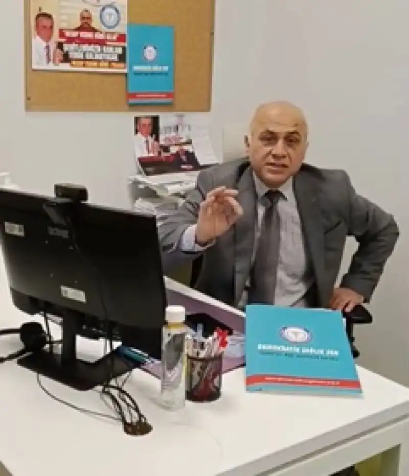 Halkımız Ile Sağlık çalışanlarının Arasına Kimse Giremez