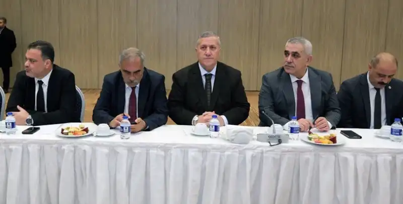 Yılmaz Hataylı Esnafların Taleplerini Iletti