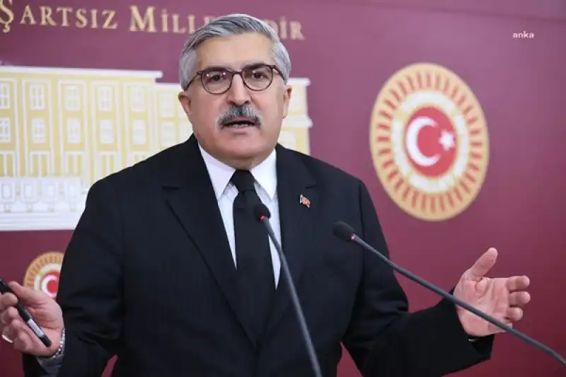 Hüseyin Yayman'dan Netflix'e LGBT' Tepkisi