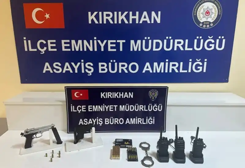 Hatay'da üst Aramalarında Silah Bulunan 2 şüpheli Yakalandı