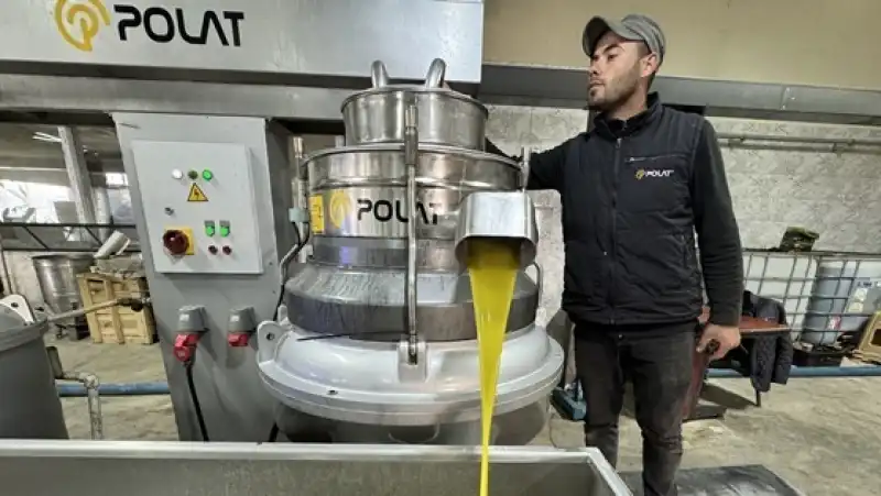 Muhtarın Devlet Desteğiyle Kurduğu Zeytinyağı üretim Tesisi Mahallelinin Geçim Kaynağı Oldu